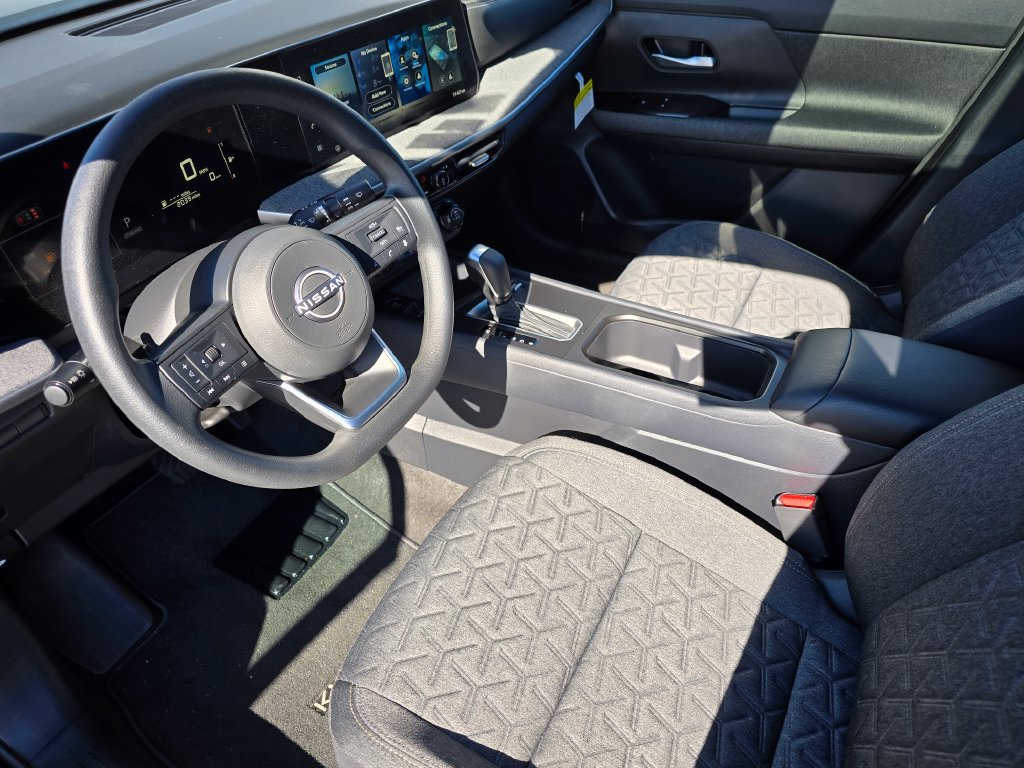 Used 2026 Nissan Kicks SV w/ SV Premium Package AWD/4WD image 46