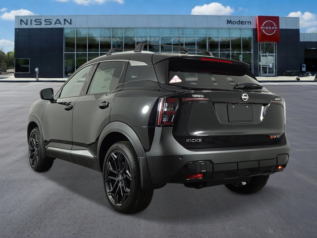 New 2026 Nissan Kicks SR AWD/4WD image 3