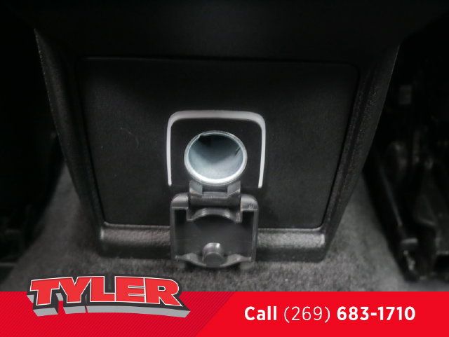 Used 2023 Jeep Compass Latitude AWD/4WD image 46