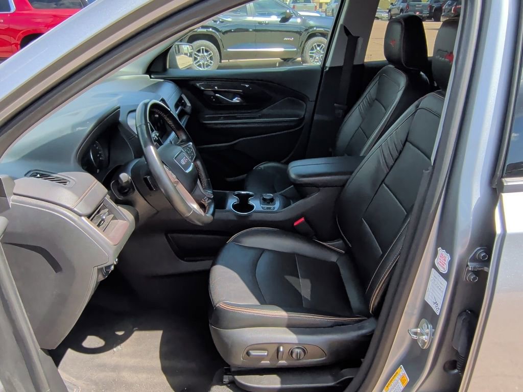 Used 2023 GMC Terrain AT4 image 12