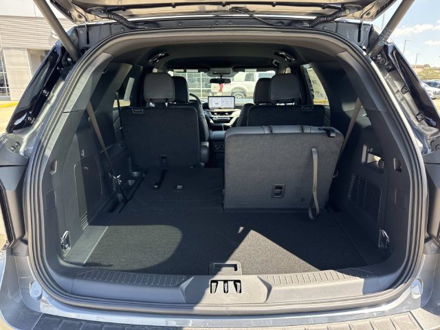 New 2027 Ford Explorer Active w/ Active Comfort Package RWD image 9