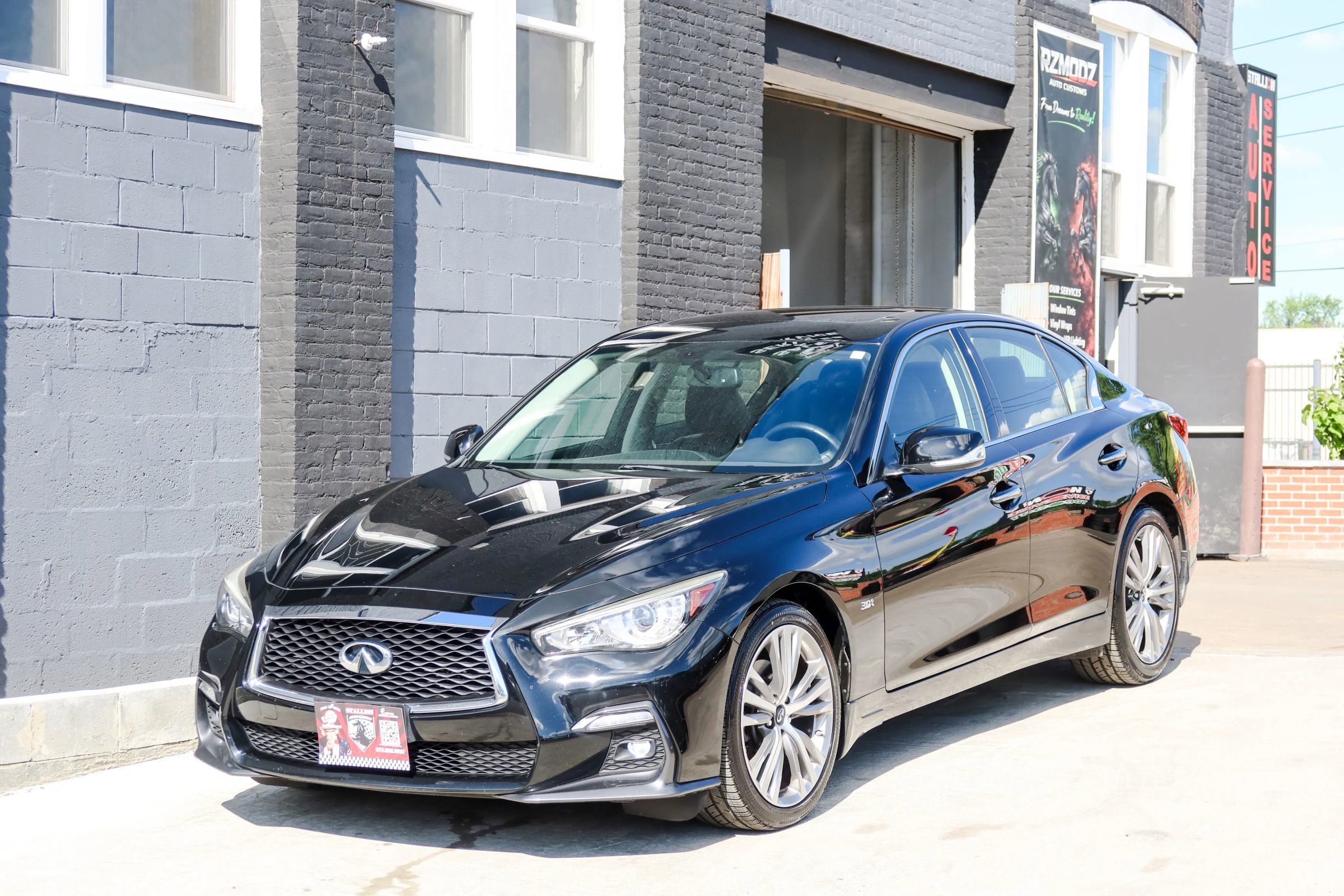 Used 2018 INFINITI Q50 Sport AWD/4WD image 3