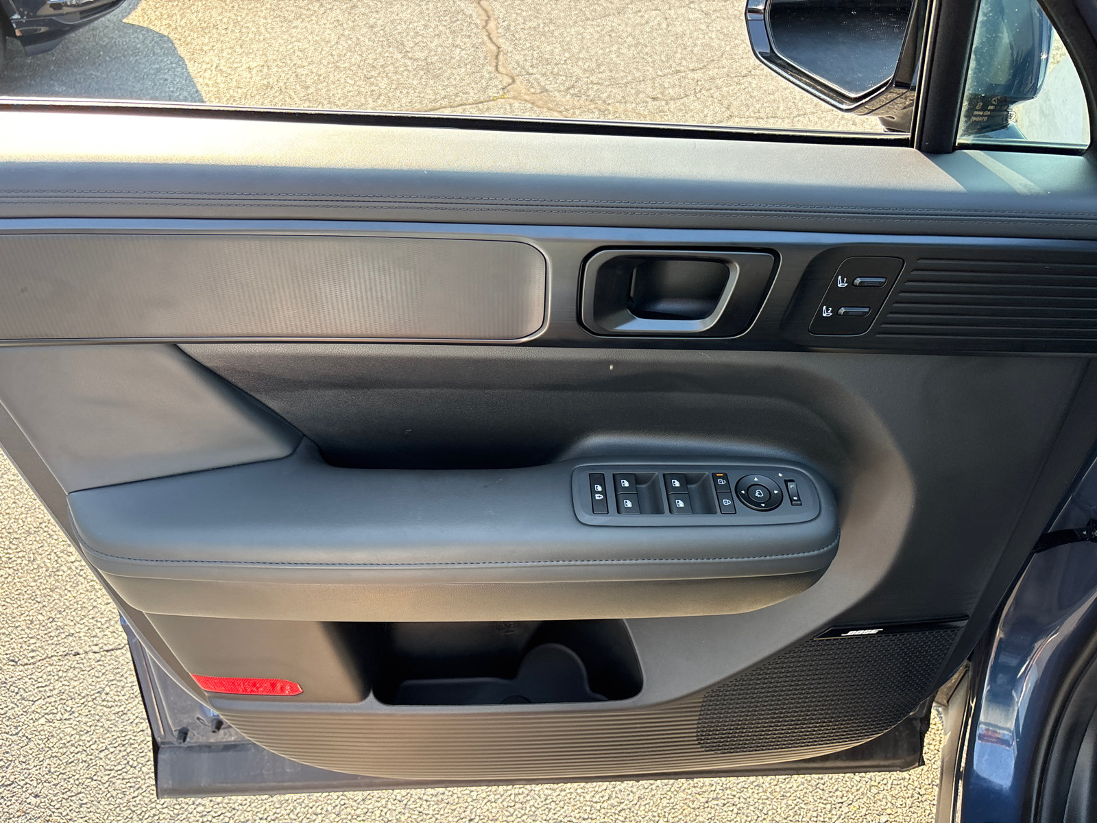 Used 2026 Hyundai Santa Fe Calligraphy AWD/4WD image 11