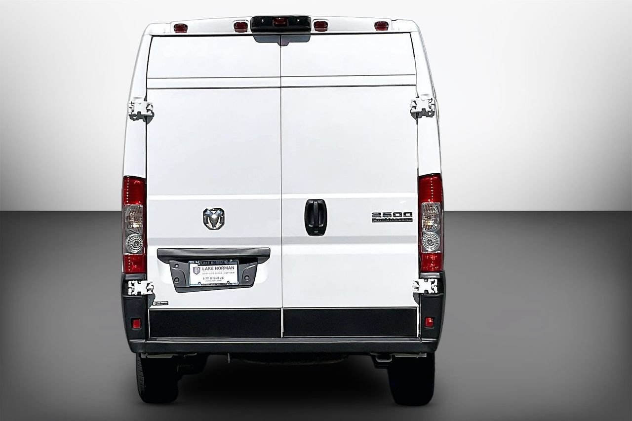 Used 2025 RAM ProMaster 2500 w/ Convenience Group FWD image 7