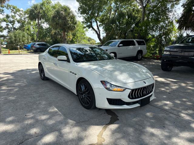 Used 2018 Maserati Ghibli S Q4 AWD/4WD image 4