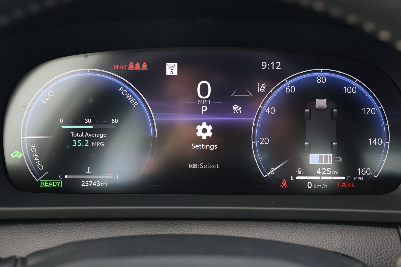 Used 2024 Toyota Crown AWD/4WD image 17