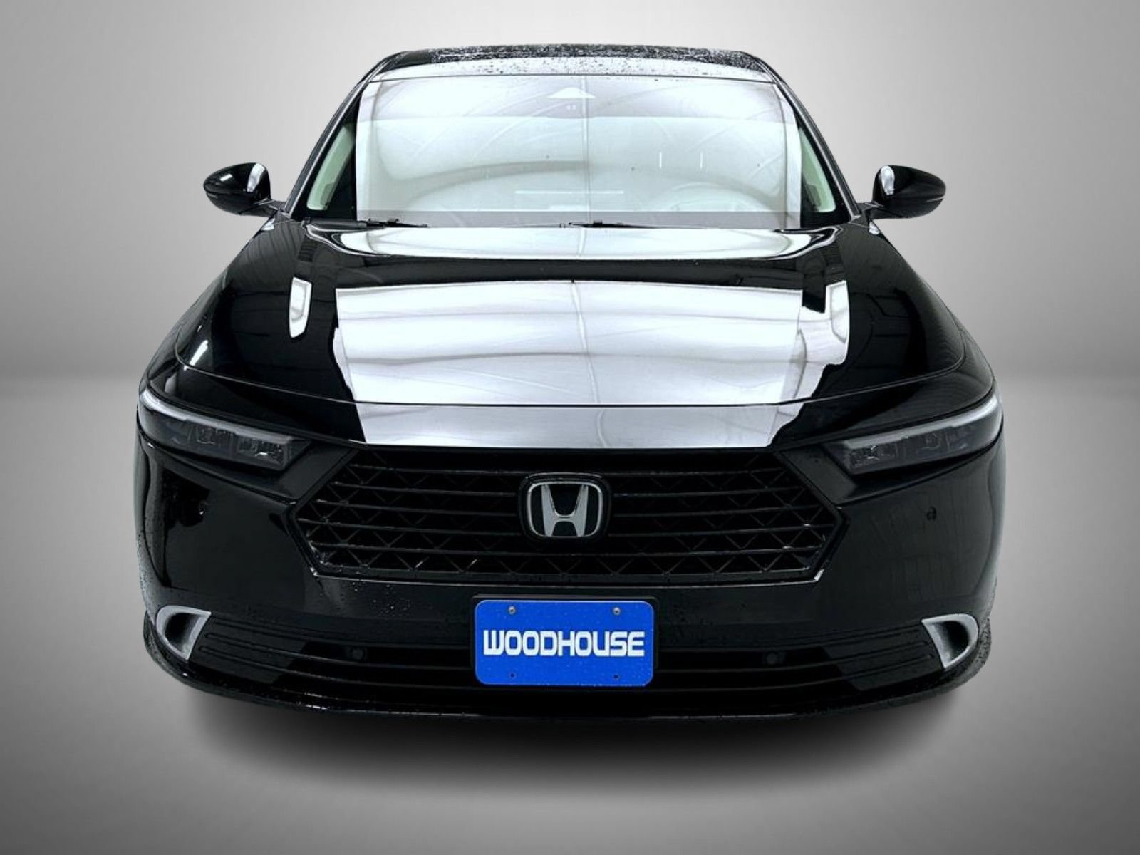 Used 2024 Honda Accord Touring image 2
