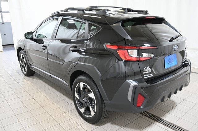 Used 2024 Subaru Crosstrek 2.5i Limited w/ Crosstrek Mirror Package image 10
