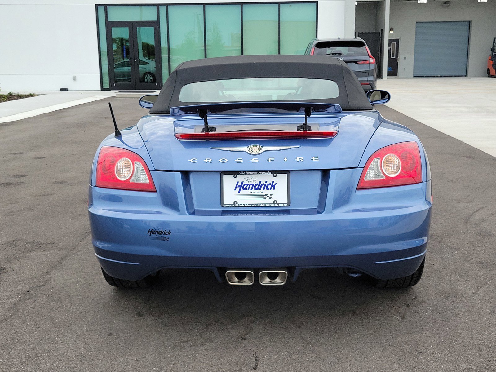 Used 2005 Chrysler Crossfire Limited RWD image 6