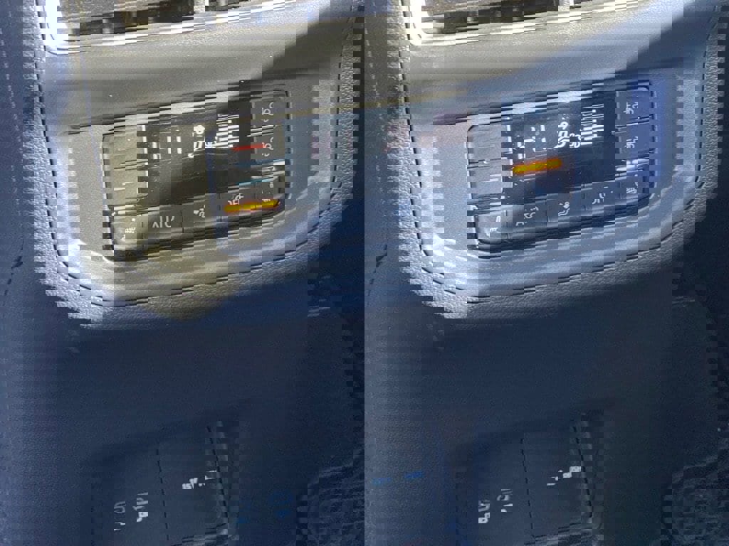 Used 2024 Volkswagen Atlas SEL image 13