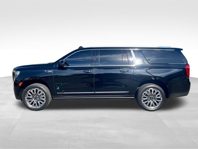 Used 2023 GMC Yukon XL Denali Ultimate image 8