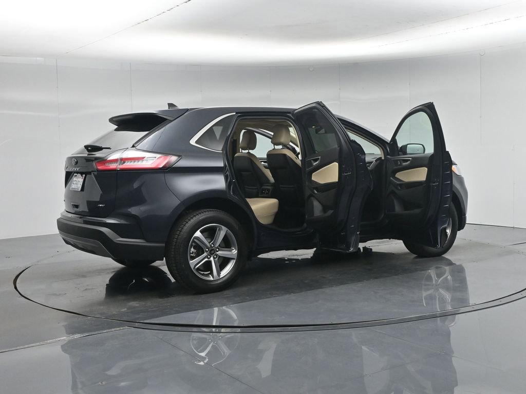 Used 2023 Ford Edge SEL w/ Convenience Package image 6