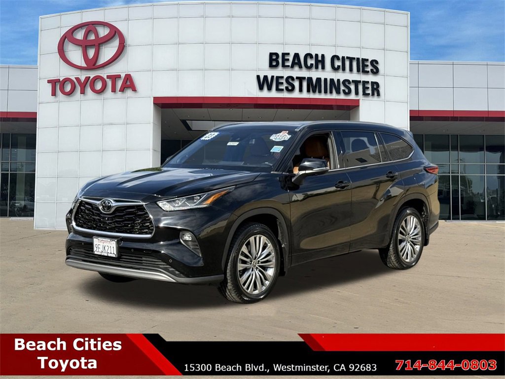 Used 2023 Toyota Highlander Platinum image 6