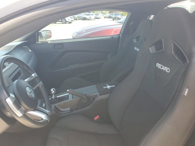 Used 2014 Ford Mustang Premium RWD image 10