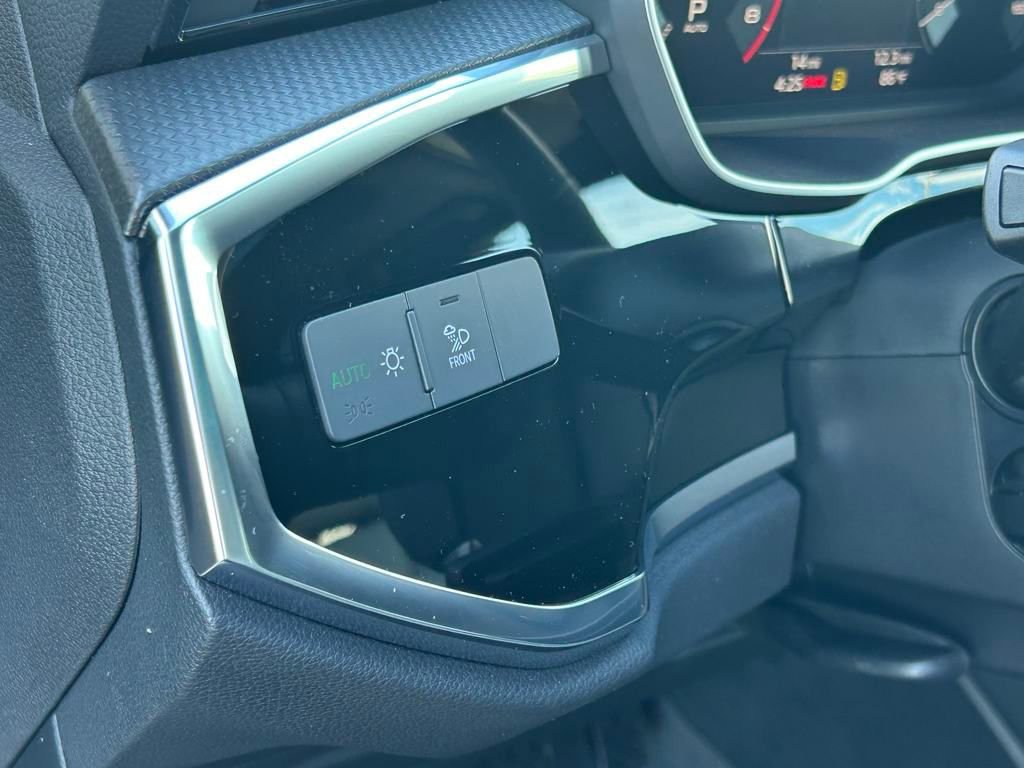 New 2025 Audi Q3 2.0T Premium image 61