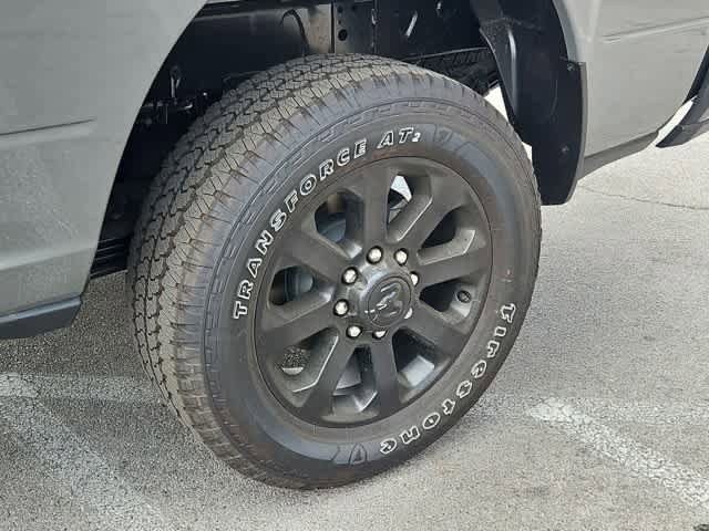 New 2026 RAM 3500 Big Horn AWD/4WD image 17