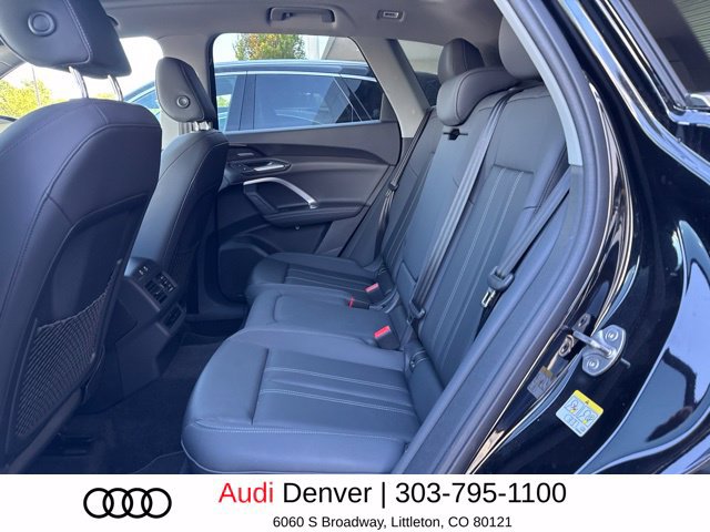 Used 2025 Audi Q5 Premium Plus w/ Premium Plus AWD/4WD image 13