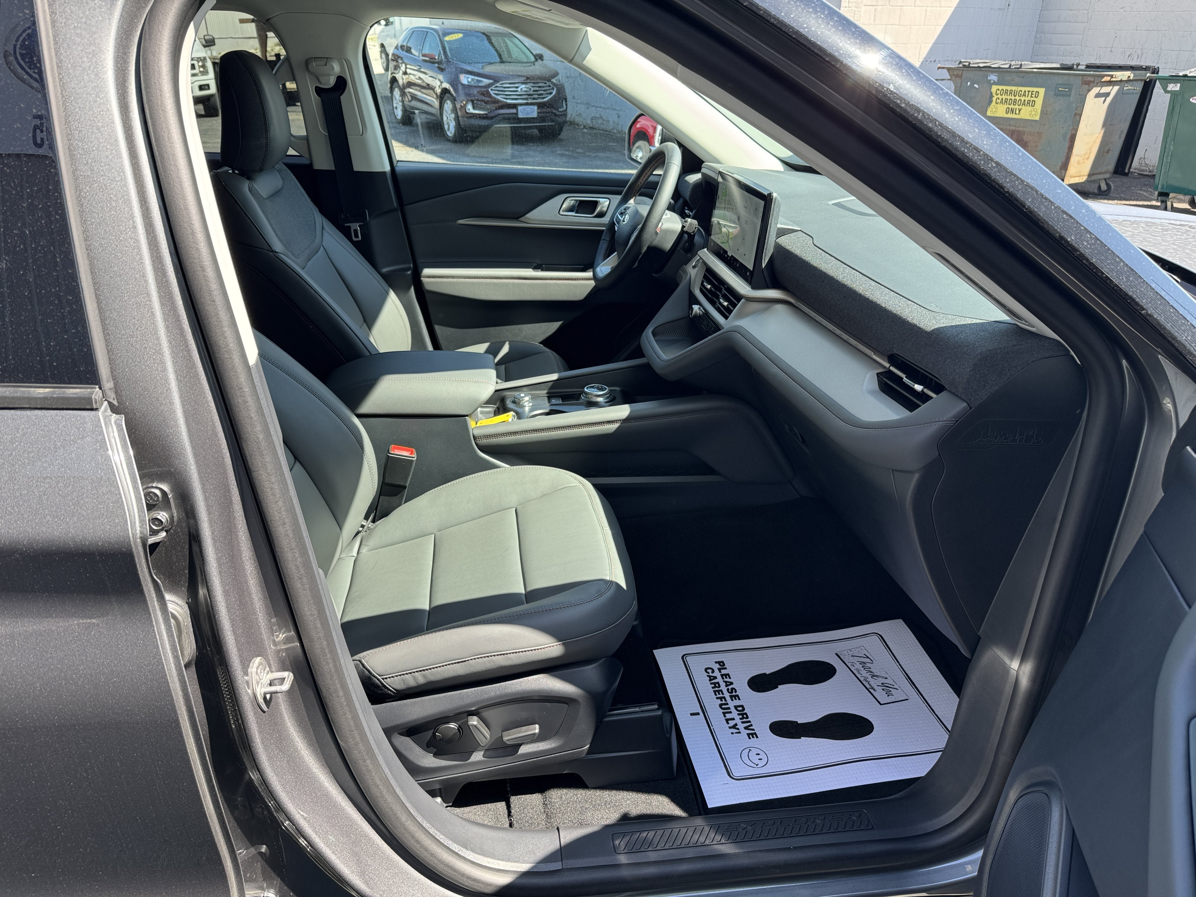 New 2026 Ford Explorer Active w/ Active Comfort Package AWD/4WD image 24