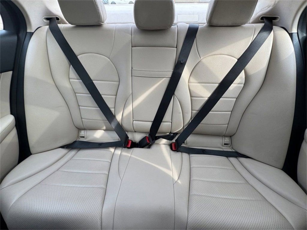 Used 2015 Mercedes-Benz C 300 4MATIC Sedan w/ Multimedia Package image 22