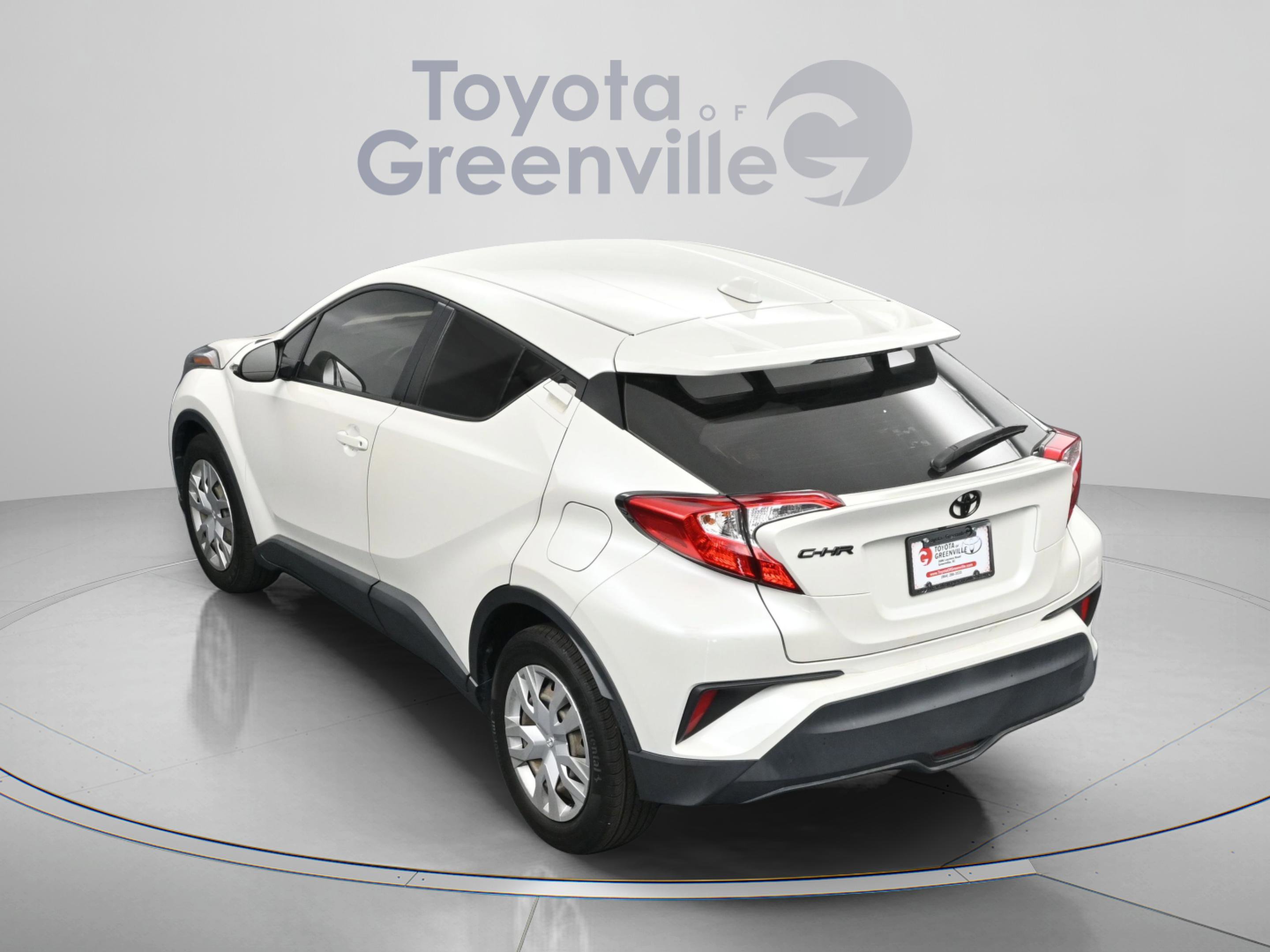 Used 2020 Toyota C-HR LE FWD image 10