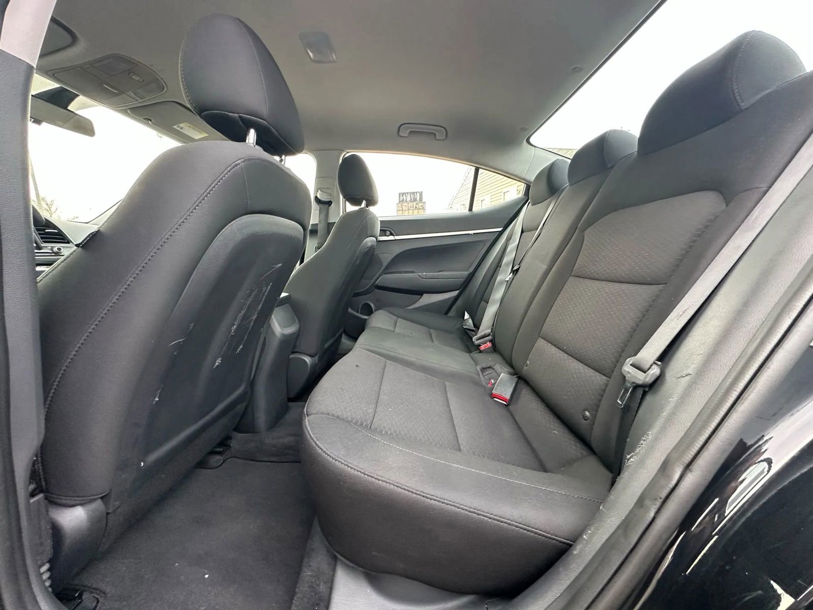 Used 2020 Hyundai Elantra SE w/ Cargo Package (C1) image 12