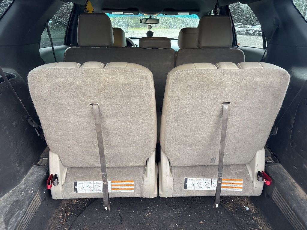 Used 2015 Ford Explorer XLT w/ Equipment Group 202A image 22