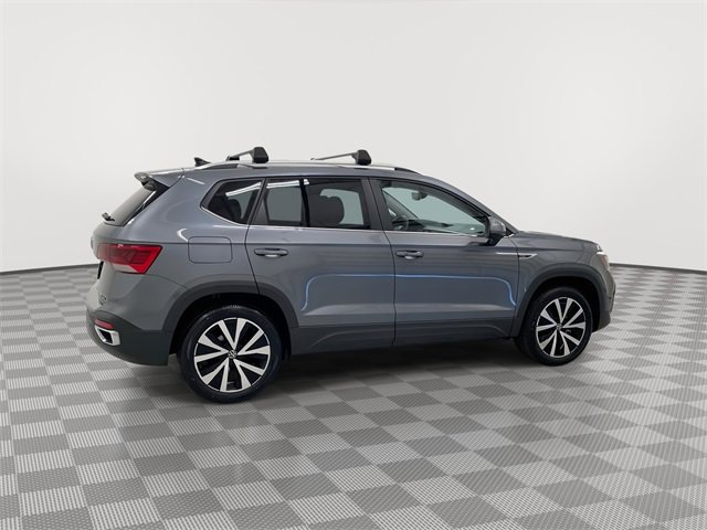 Used 2022 Volkswagen Taos SE image 11