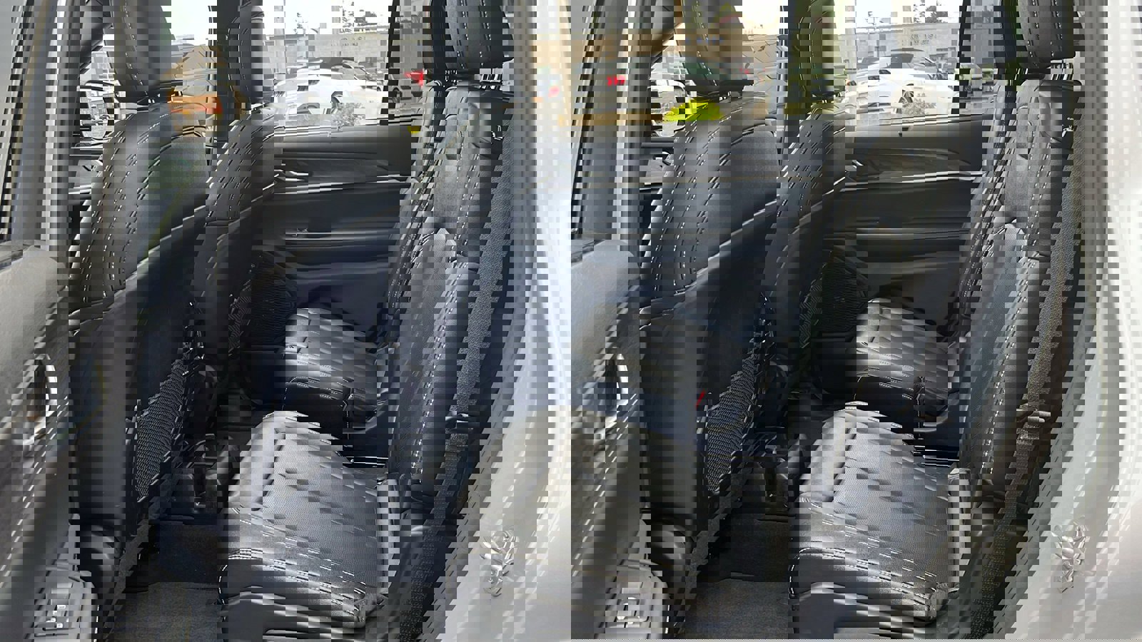 Used 2024 Jeep Grand Cherokee L Limited w/ Luxury Tech Group II image 33