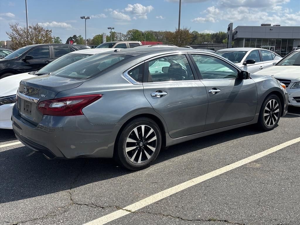 Used 2018 Nissan Altima 2.5 SV image 9
