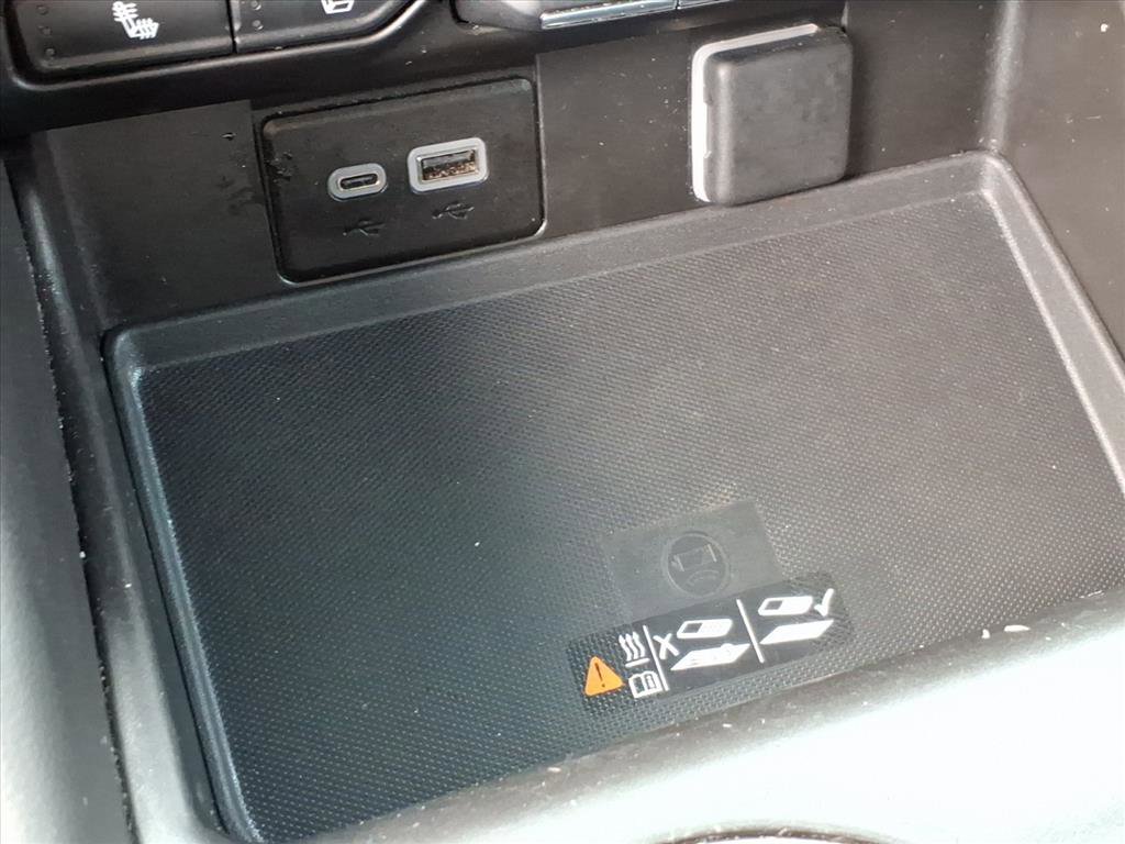 Used 2024 Chevrolet Tahoe RST w/ Luxury Package image 11