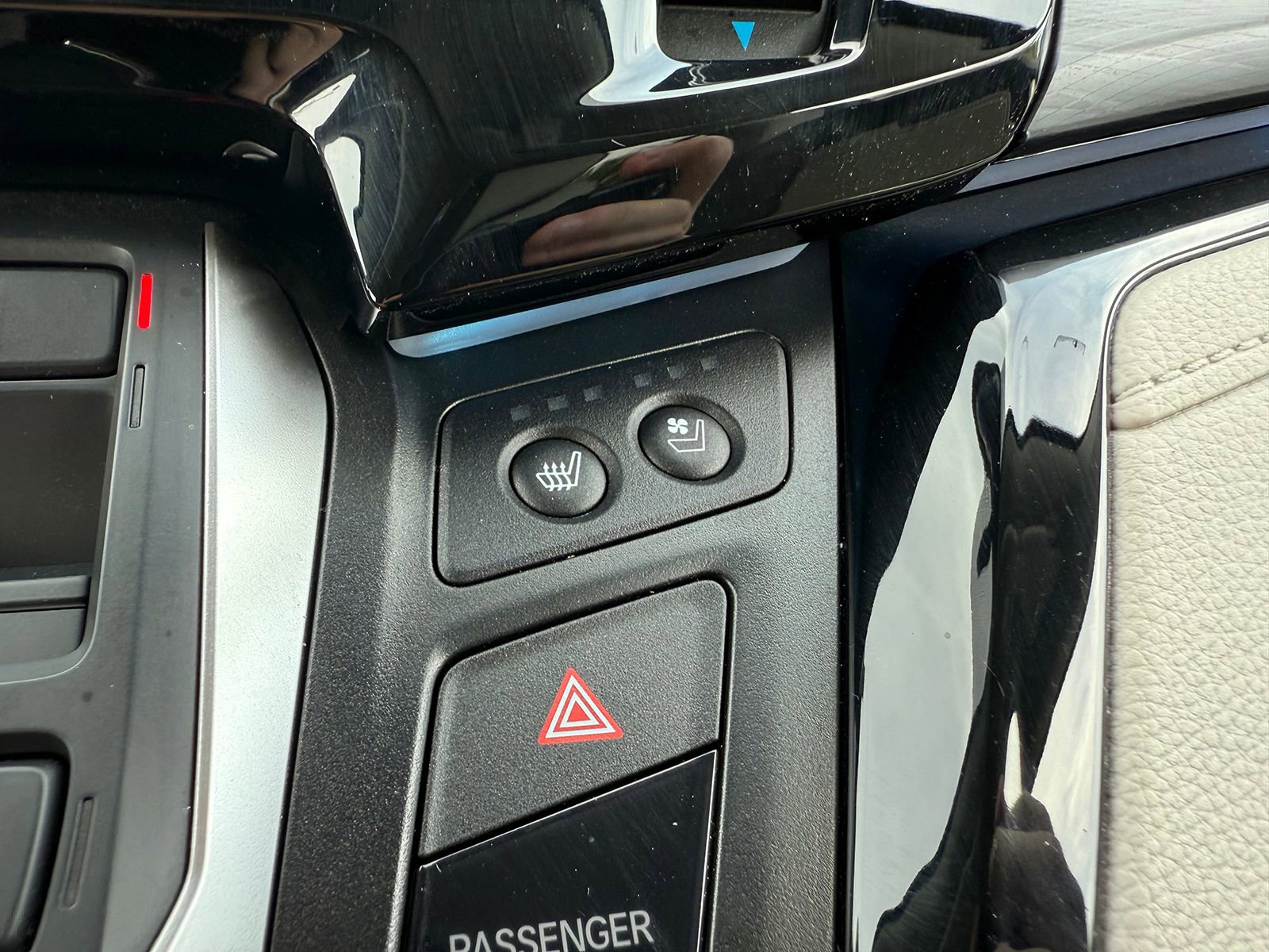 Used 2025 Honda Odyssey Elite image 34