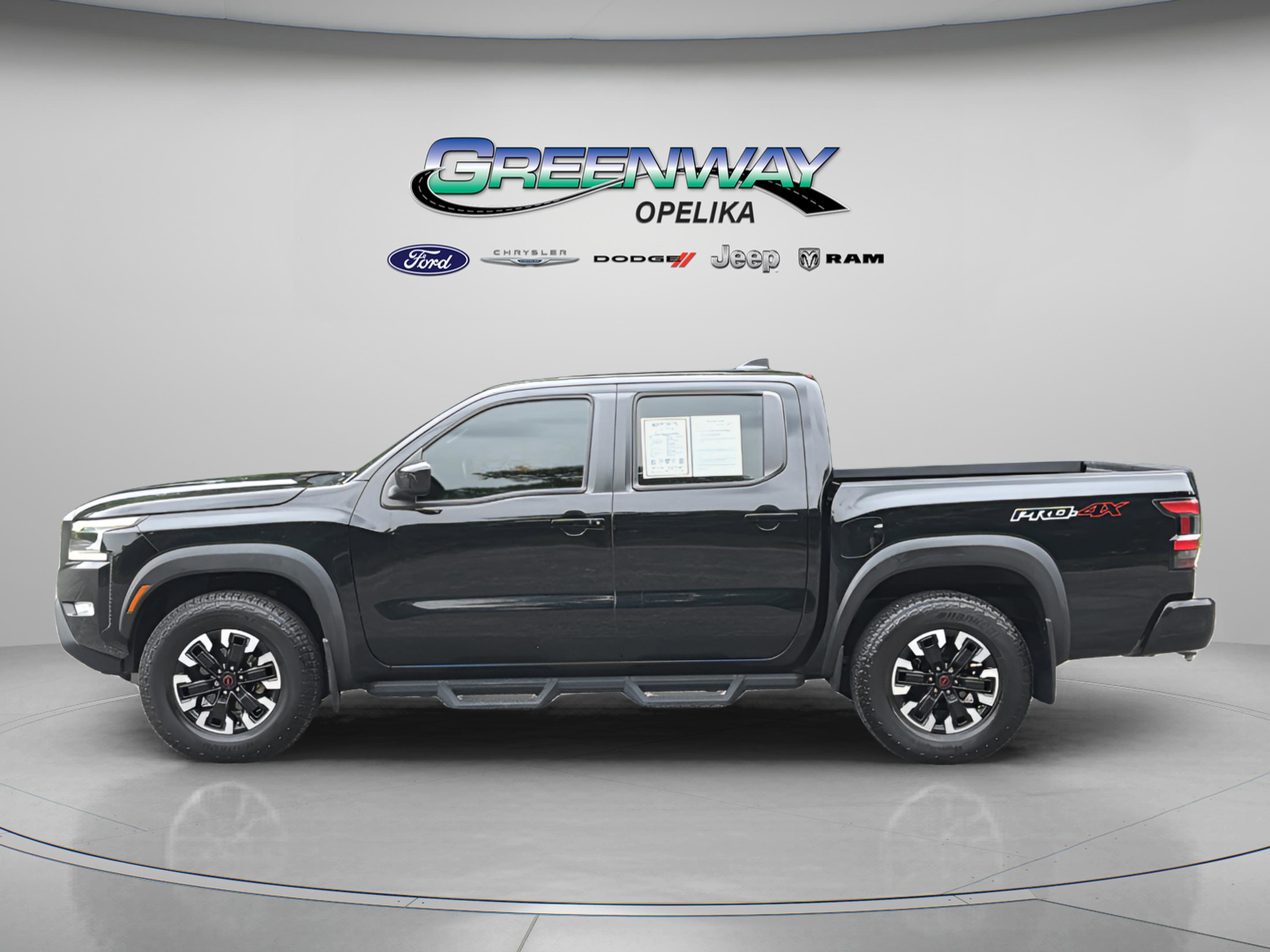 Used 2024 Nissan Frontier PRO-4X w/ Off-Road Protection Package AWD/4WD image 7