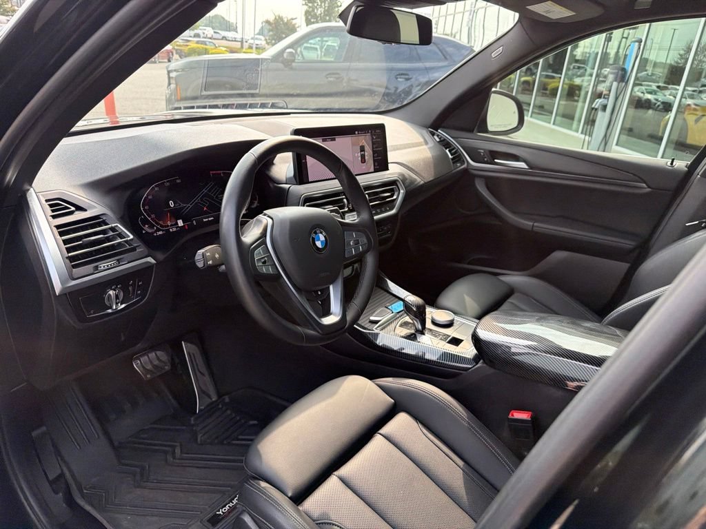 Used 2023 BMW X3 sDrive30i w/ Premium Package RWD image 17