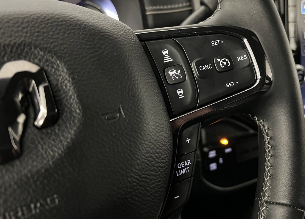 Used 2024 RAM 2500 Limited image 34