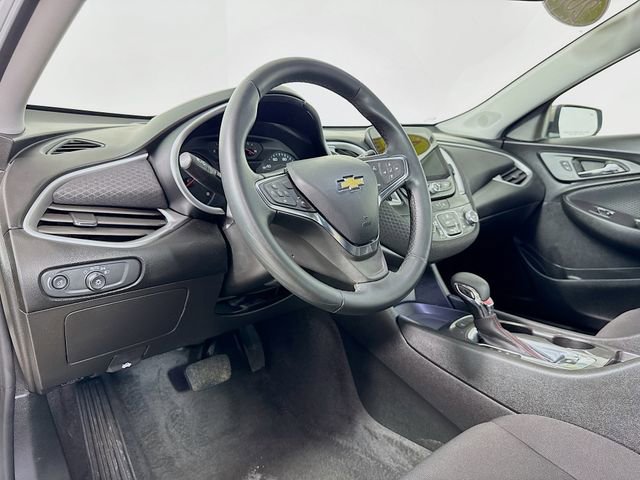 Used 2024 Chevrolet Malibu RS image 9