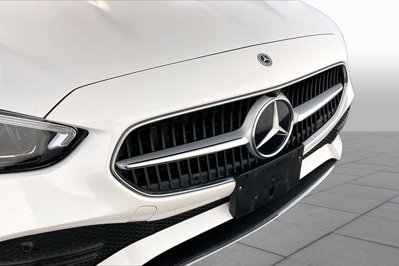 Used 2022 Mercedes-Benz C 300 4MATIC Sedan image 32