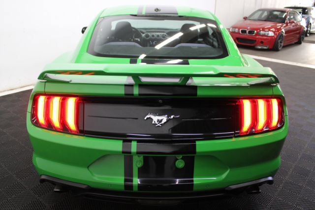 Used 2019 Ford Mustang Coupe w/ Ecoboost Performance Package RWD image 7