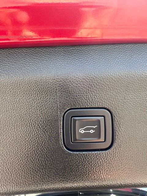 Used 2023 Buick Enclave Essence w/ Experience Buick Package FWD image 30