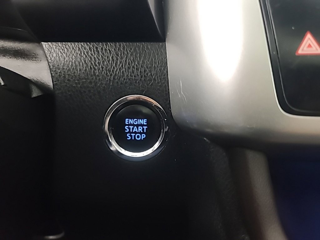 Used 2014 Toyota Highlander Limited FWD image 38