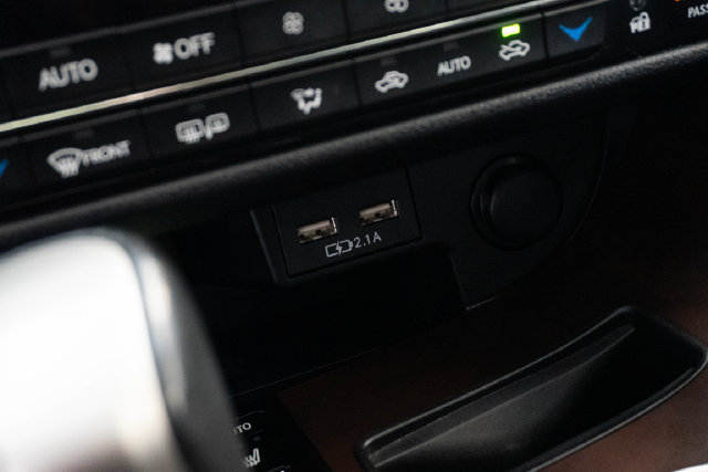Used 2021 Lexus RX 450h AWD w/ Premium Package image 24
