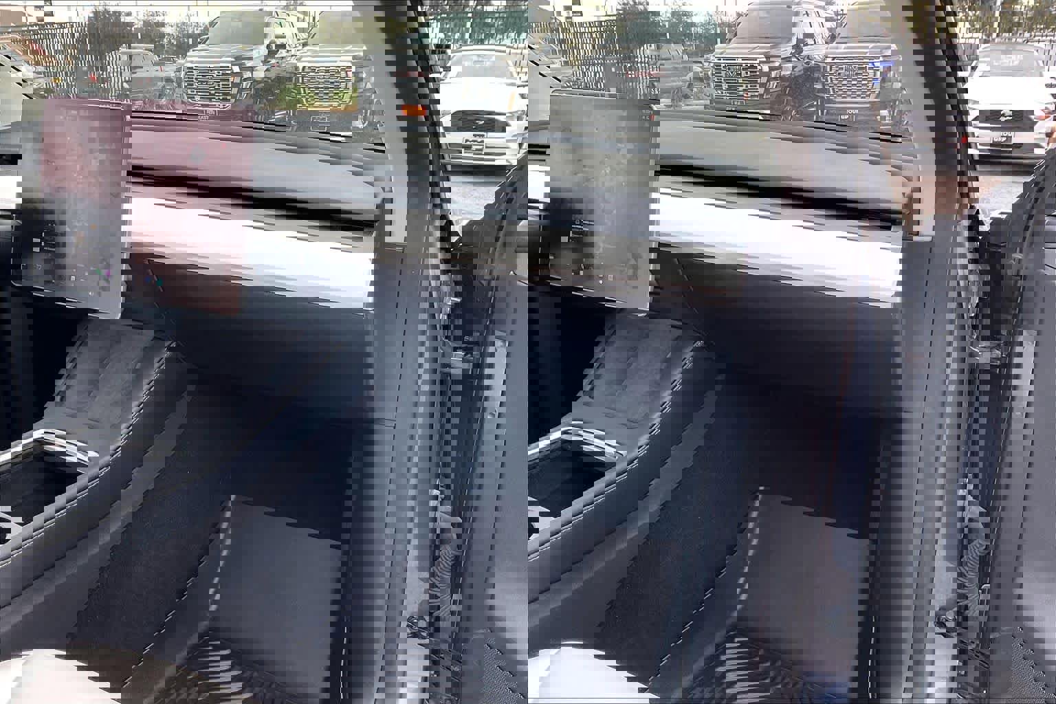 Used 2023 Tesla Model Y AWD image 15