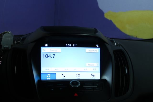 Used 2019 Ford Escape SE w/ Ford Safe & Smart Package image 18