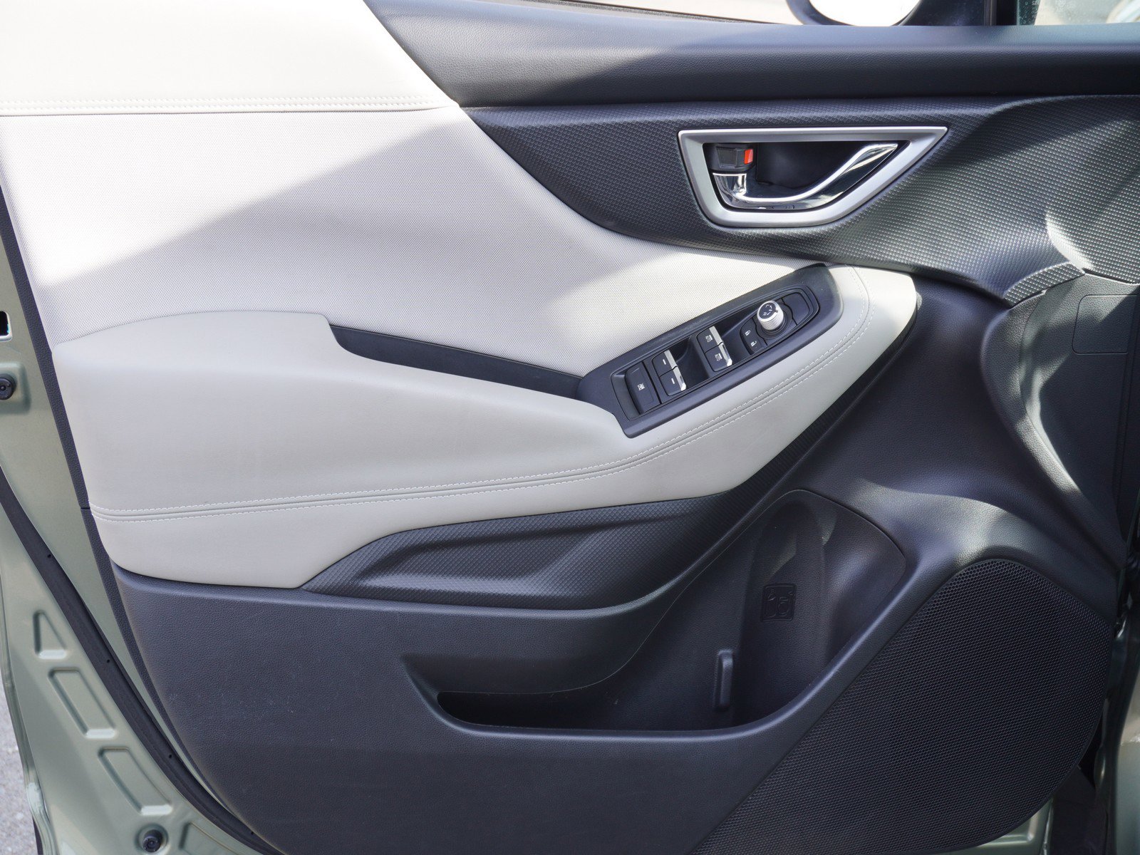 Used 2019 Subaru Forester Premium image 19