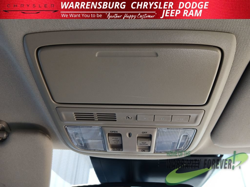 Used 2018 Honda CR-V Touring image 26
