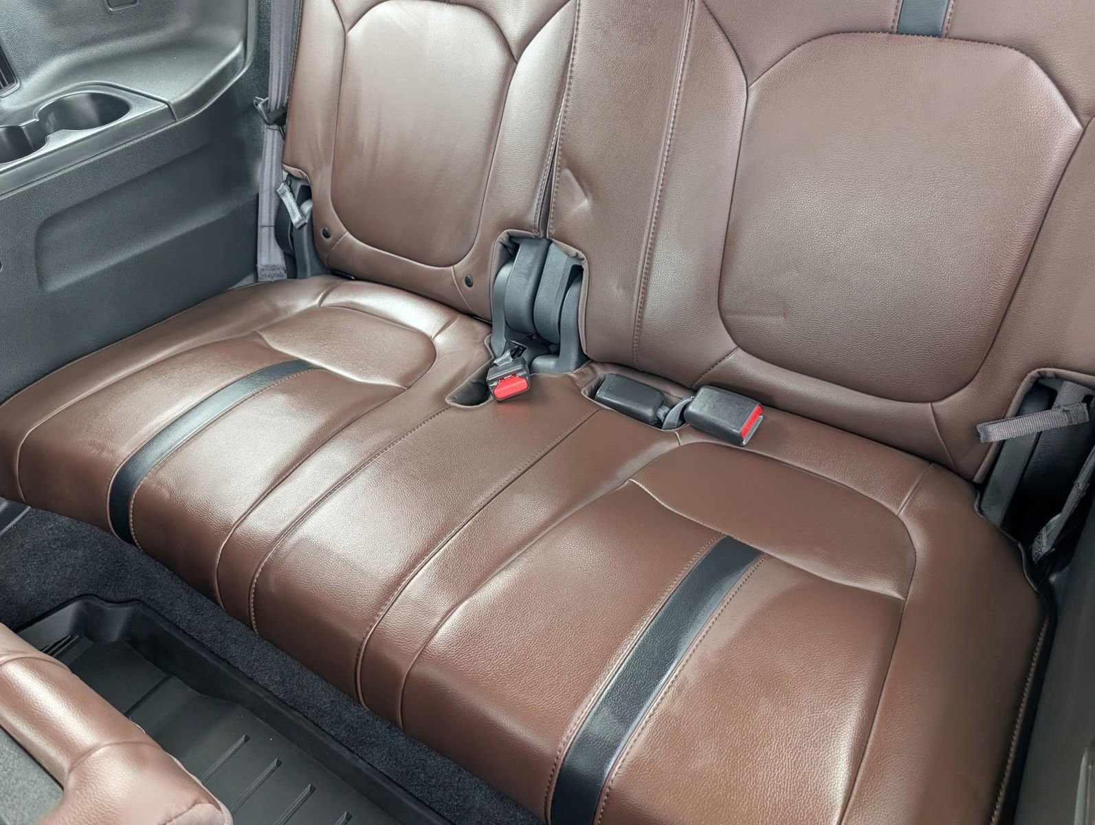Used 2025 Honda Pilot Elite image 13