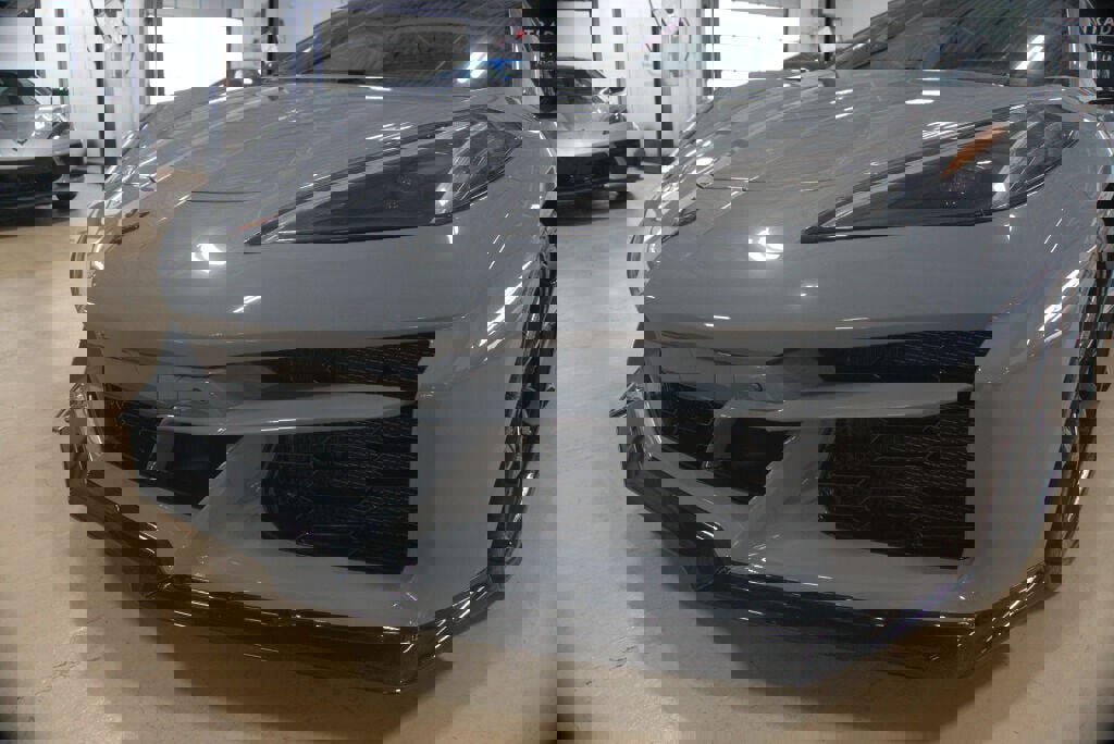 Used 2025 Chevrolet Corvette E-Ray w/ ZER Performance Package image 10