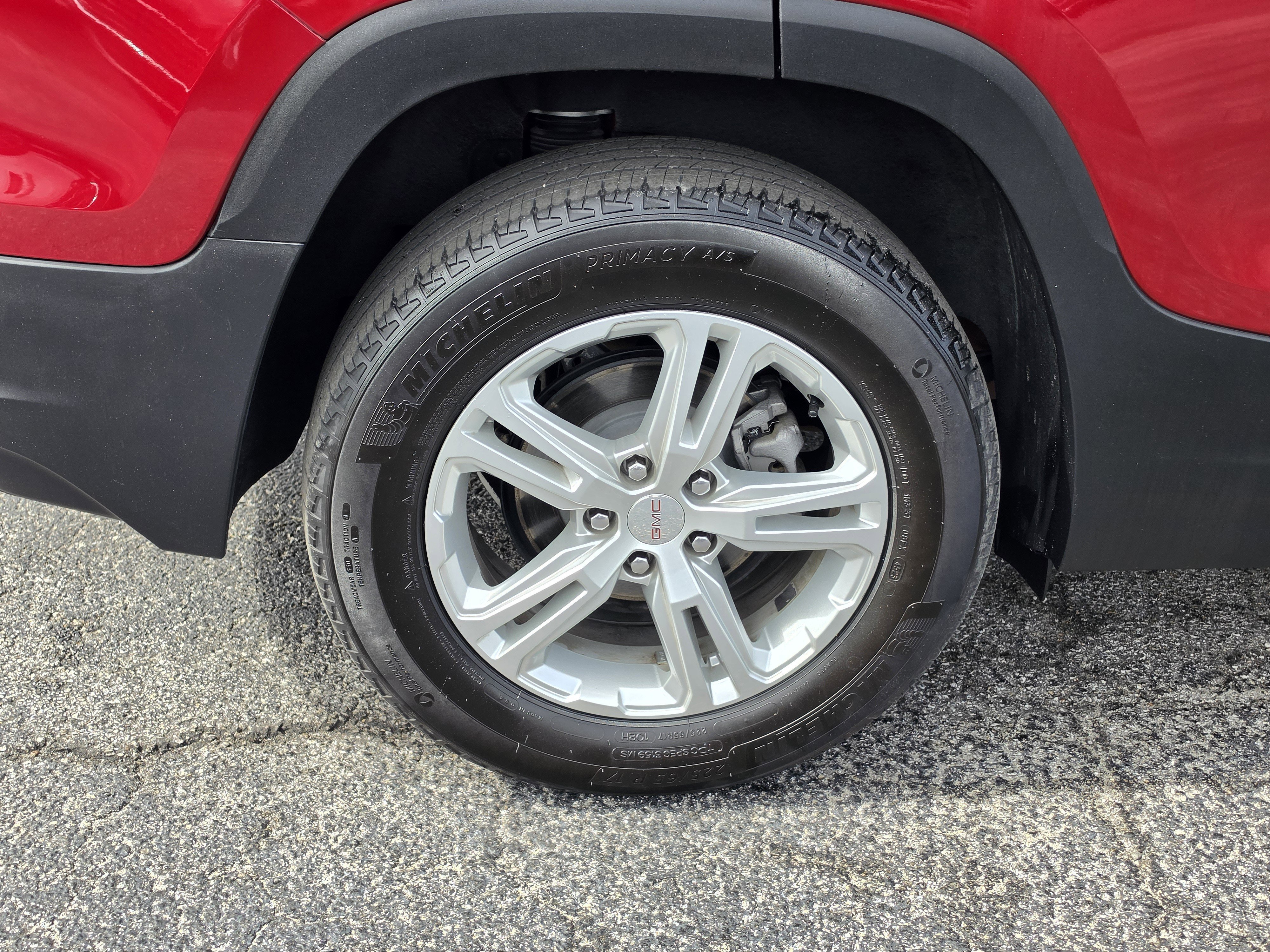 Certified 2024 GMC Terrain SLE w/ Driver Convenience Package FWD image 5