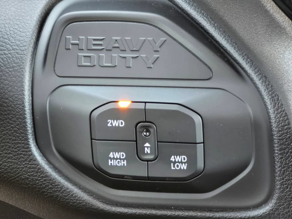 New 2026 RAM 2500 Laramie w/ Night Edition AWD/4WD image 35
