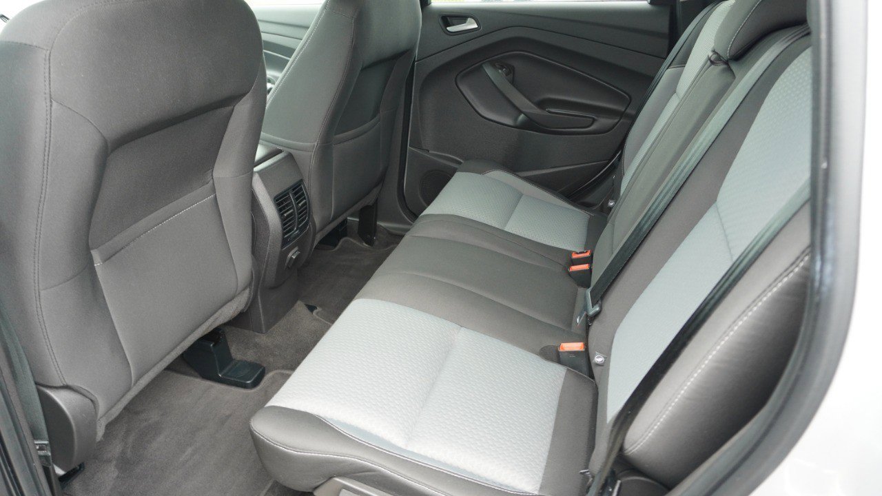 Used 2017 Ford Escape SE FWD image 12
