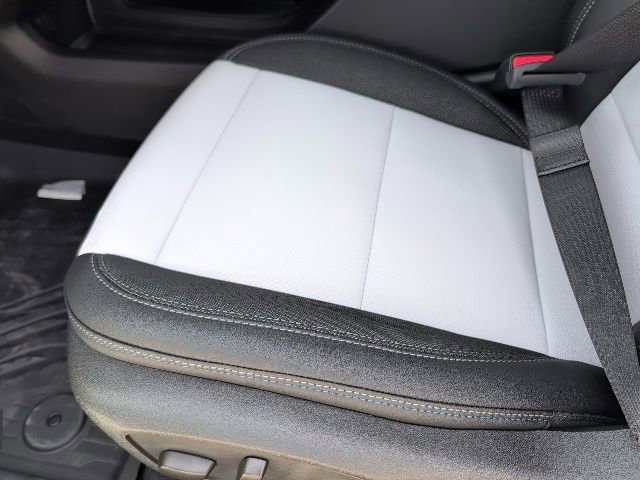 New 2026 Chevrolet Equinox EV LT AWD/4WD image 14